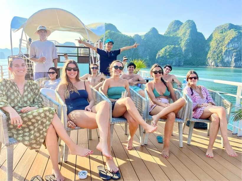 From Hanoi/Cat Ba: Lan Ha Bay Day Trip with Cruise and Lunch - The return ride and fruit at sunset