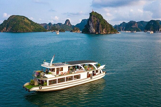 From Hanoi/Cat Ba: Lan Ha-Ha Long Bay Full Day Boat trip - Fish farms and life on the water