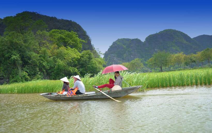 From Hanoi: Full-Day Ninh Binh Highlights Small Group Tour - The 500-step climb at Mua Cave