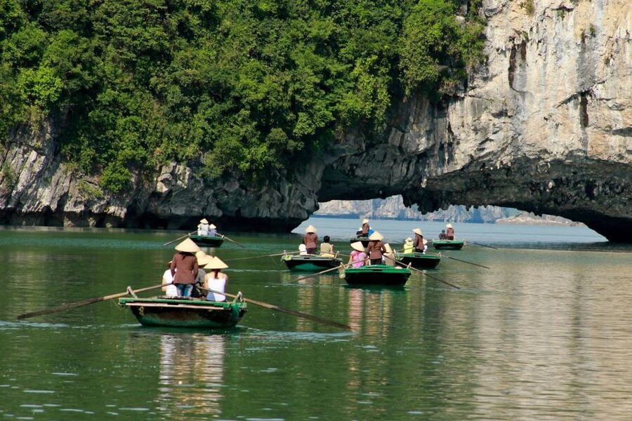 From Hanoi: Ha Long - Bai Tu Long Bay 2-Day 1-Night Cruise - Who should book this Bai Tu Long cruise?
