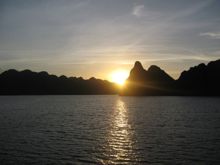 From Hanoi: Ha Long - Bai Tu Long Bay 2-Day 1-Night Cruise - Day one: kayaking and a sunset on the bay