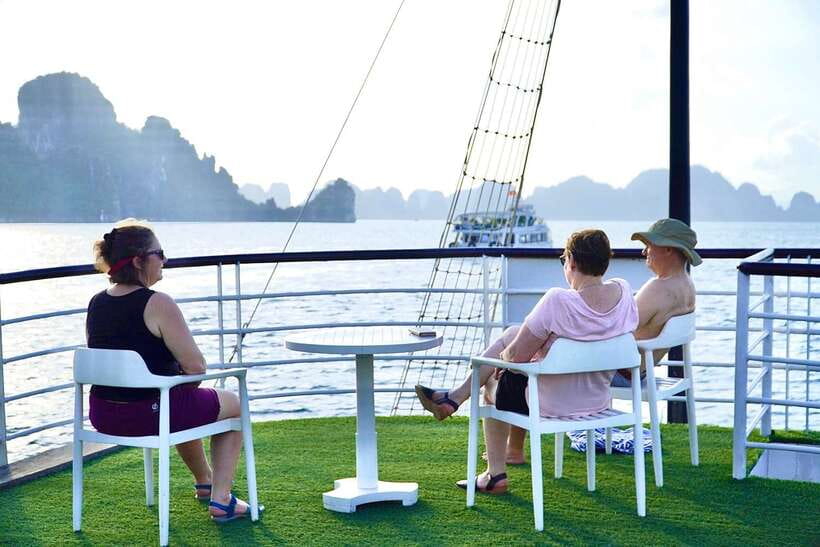 From Hanoi: Ha Long Bay Save-Cost Tours - Big & Small Groups - The return to Hanoi and the long-day tradeoff