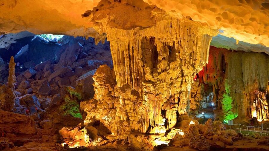 From Hanoi: Halong Bay 1 Day Trip Visit Cave, Island, Kayak - The Hanoi pickup and long road to Tuan Chau