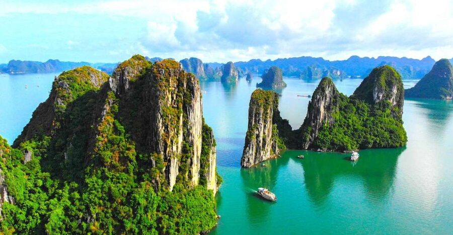 From Hanoi: Halong Bay Day Trip with Lunch and Transfers - Key points to know before booking