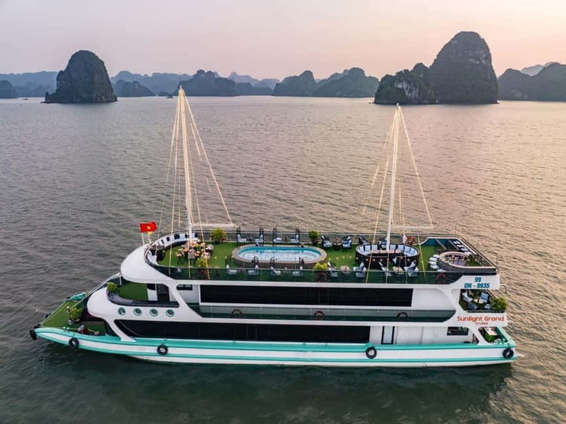 From Hanoi: Halong bay Luxury tour on 5 star cruise - The 8:00 to 8:45 pickup from Hanoi