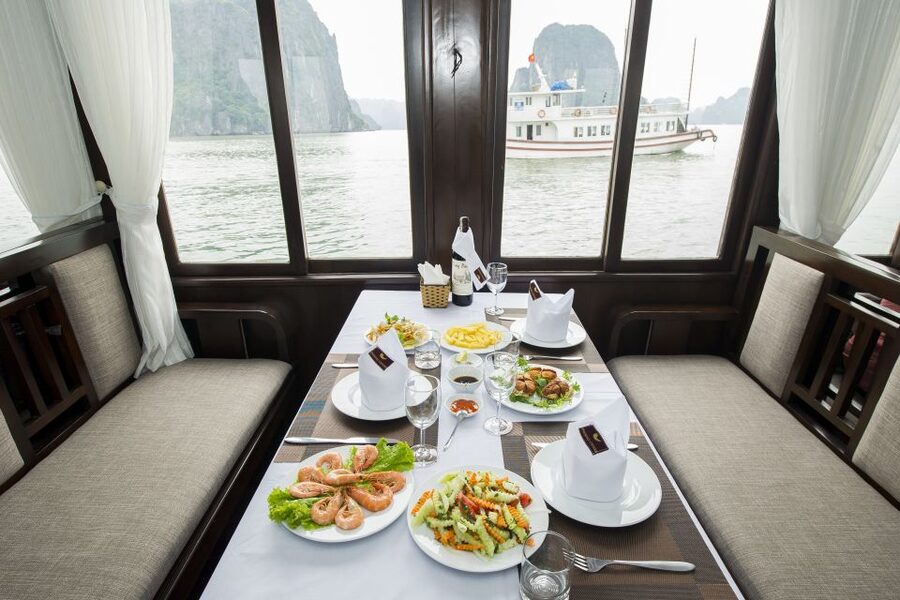 From Hanoi: Halong day trip, Route 2, 6hours, Small group - Who should book this Halong Bay day trip?