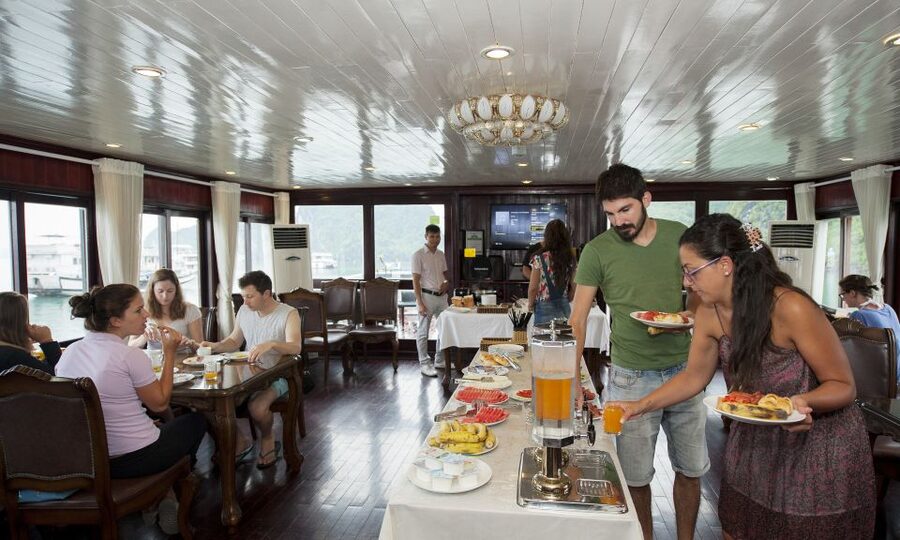 From Hanoi: Halong Explorer 3-Day Deluxe Cruise - Sung Sot Cave on the final morning