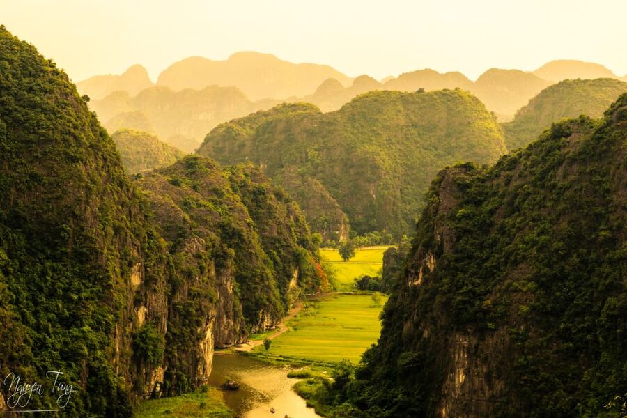From Hanoi: Hoa Lu, Hang Mua Hike, Tam Coc Boat, and Lunch - Leaving Hanoi for ancient Hoa Lu