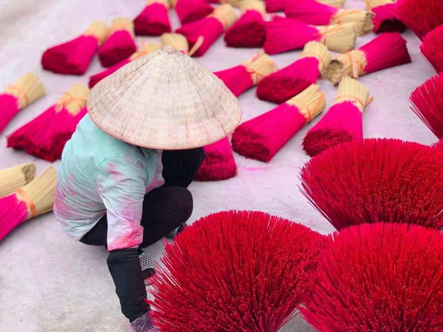 From Hanoi: Incense Village, Conical Hat and HaThai Art Tour - Who should choose the full-day route?