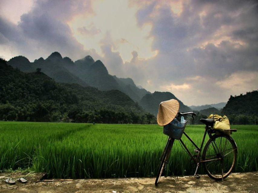 From Hanoi: Mai Chau Valley & Hill Tribes 2-Day Trek Tour - Why Mai Chau makes a good two-day escape from Hanoi