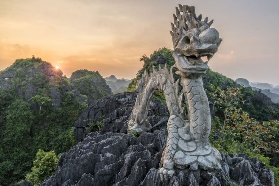 From Hanoi: Mua Cave - Tam Coc Full Day Tour - Lunch at a local restaurant