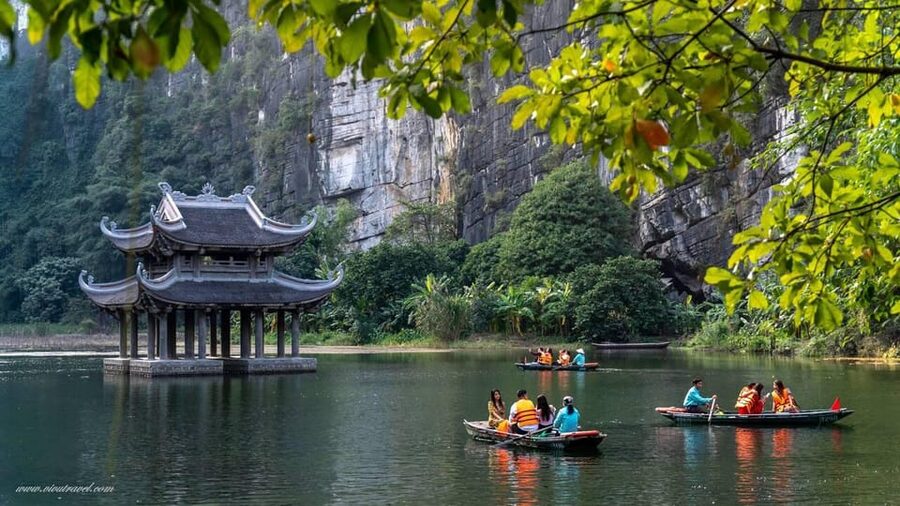 From Hanoi: Ninh Binh & Bai Dinh & Trang An & Mua Caves Tour - Trang An by boat, through caves and temple sites