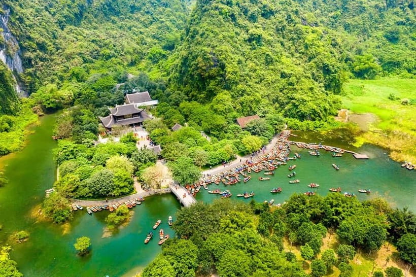 From Hanoi: Ninh Binh Boat Ride, Mua Cave Hike, Temple Visit - The Trang An boat ride