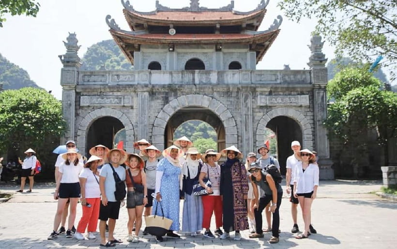 From Hanoi: Ninh Binh Boat Ride, Mua Cave Hike, Temple Visit - Tam Coc as the alternative river experience