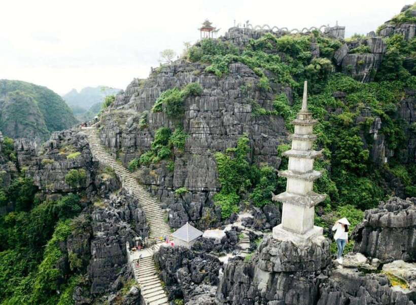 From Hanoi: Ninh Binh, Hoa Lu, Trang An and Mua Cave Trip - Hoa Lu, Vietnam’s former royal center