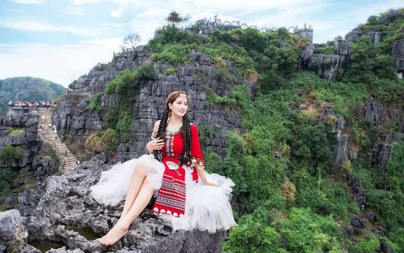 From Hanoi/NinhBinh: HoaLu-Bai Din- TrangAn- MuaCave-BichDon - Who should book this tour