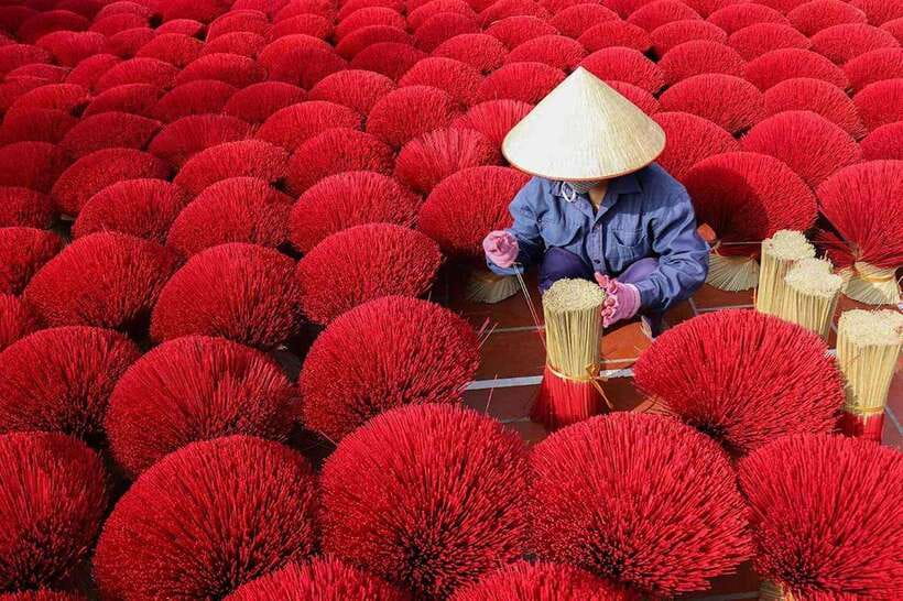 From Hanoi: Quang Phu Cau Incense Village & Ninh Binh Tour - Should you book this Quang Phu Cau and Ninh Binh tour?