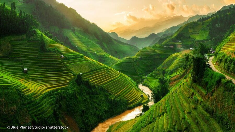 From Hanoi: Sapa 2D1N Homestay overnight by Morning bus - From Hanoi to Sapa by morning bus