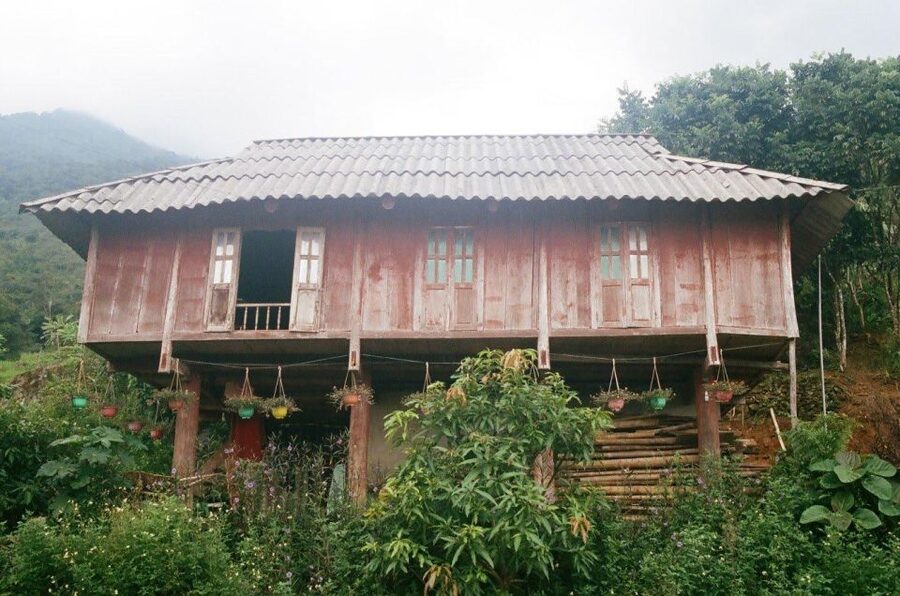 From Hanoi to Pu Luong: 2-Day Trip in Ethnic Villages - Lunch, check-in, and the first afternoon walk