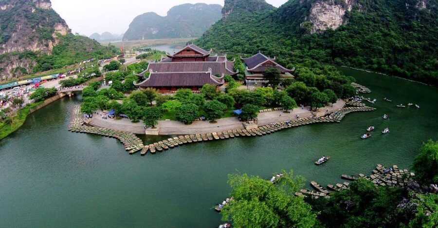 From Hanoi: Trang An & Bai Dinh Pagoda Full-Day Private Tour - A Ninh Binh lunch with goat dishes