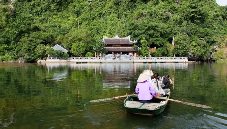 From Hanoi: Trang An & Bai Dinh Pagoda Full-Day Private Tour - Who should book this tour
