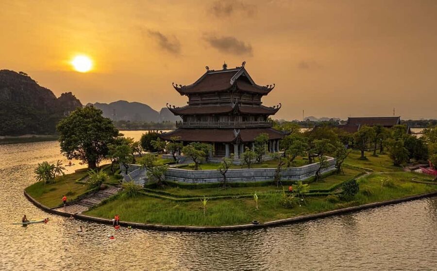 From Hanoi: Trang An Eco-tourism -Bai Dinh pagoda & Mua Cave - Bai Dinh Pagoda and its enormous bronze bells