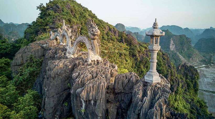 From Ninh Binh: Hoa Lu, Bai Dinh, Trang An, & Mua Cave Tour - Bai Dinh Pagoda and its enormous scale