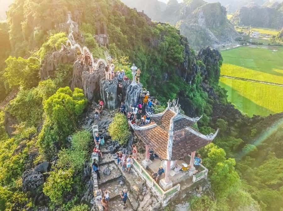 From Ninh Binh : Hoa Lu, Bich Dong, Trang An, Mua Cave Tour - Hoa Lu, Vietnam’s first capital
