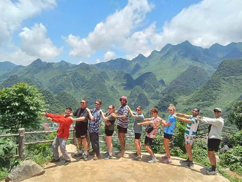 From Sapa: 2 Day Ha Giang Loop Motorbike Tour With Rider - Day two: Dong Van Market, Ma Pi Leng, and the Nho Que River