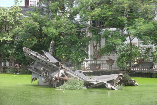 Full-Day Hanoi City History Tour - Tran Quoc Pagoda beside West Lake