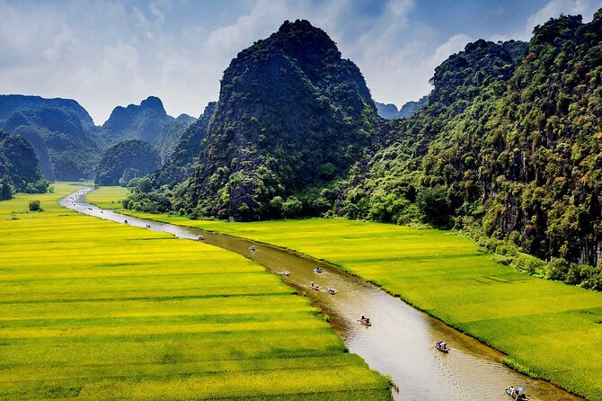 Full day Hoa Lu, Tam Coc and Mua Cave by Limousine from Hanoi - Cycling through the Ninh Binh countryside