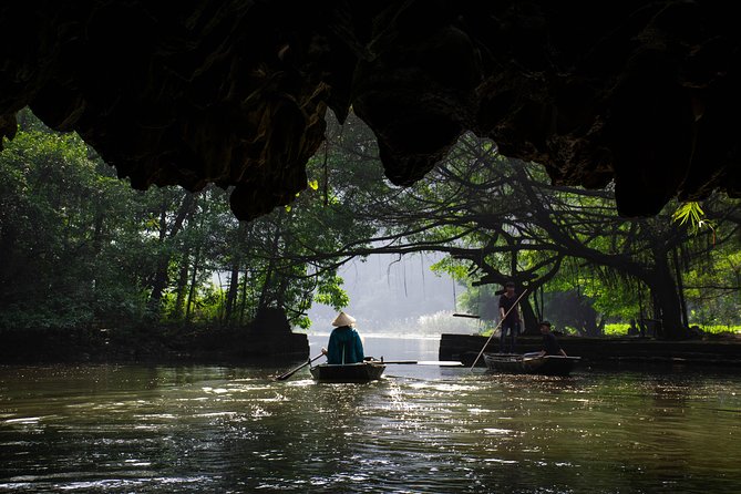 Full day Hoa Lu, Tam Coc and Mua Cave by Limousine from Hanoi - Climbing Mua Cave and Lying Dragon Mountain