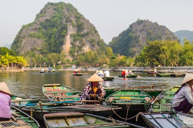 Full Day Hoa Lu Tam Coc Excursion from Hanoi by Limousine - Who should book this Hoa Lu and Tam Coc tour