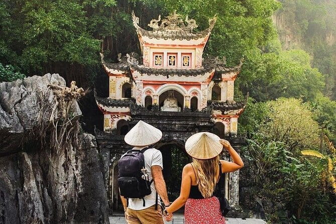 Full Day Ninh Binh Heritage Premium Trip from Hanoi - Tam Coc: caves, rice fields, and the Ngo Dong River