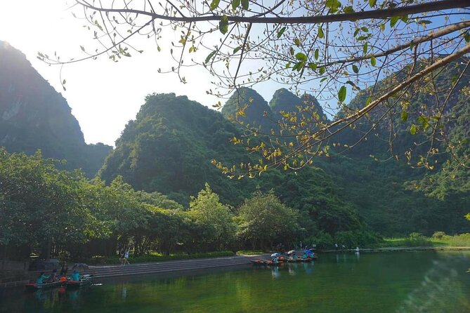 Full-Day Ninh Binh Tour from HaNoi with transfer - Tam Coc by bamboo boat