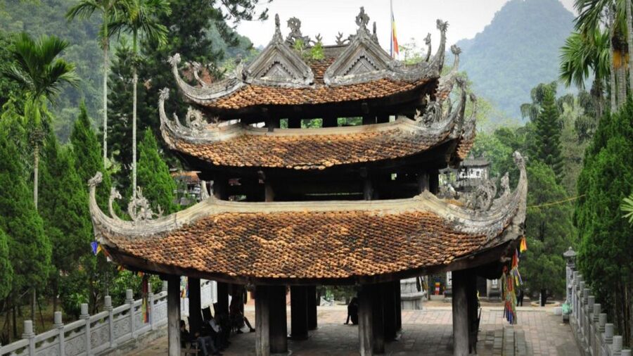 Full-Day Perfume Pagoda Private or Small-Group Tour - Heaven Kitchen Pagoda and Le Dynasty details