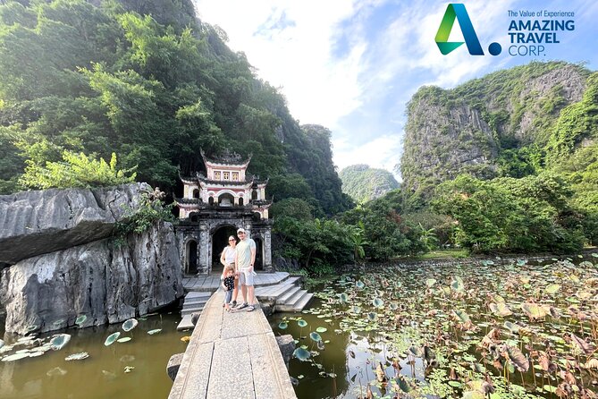 Full Day Private Tour in Ninh Binh(Trang An-Bich Dong-Mua Cave) - Cycling through villages and visiting a local family