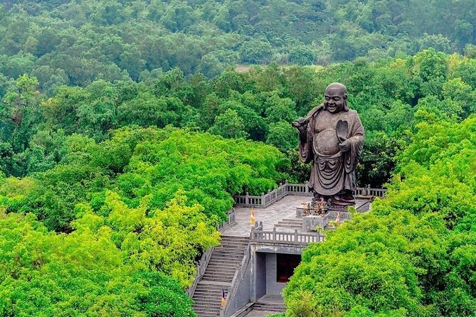 Full Day Private Tour of Ninh Binh with Limousine - A Vietnamese set lunch near Hoa Lu