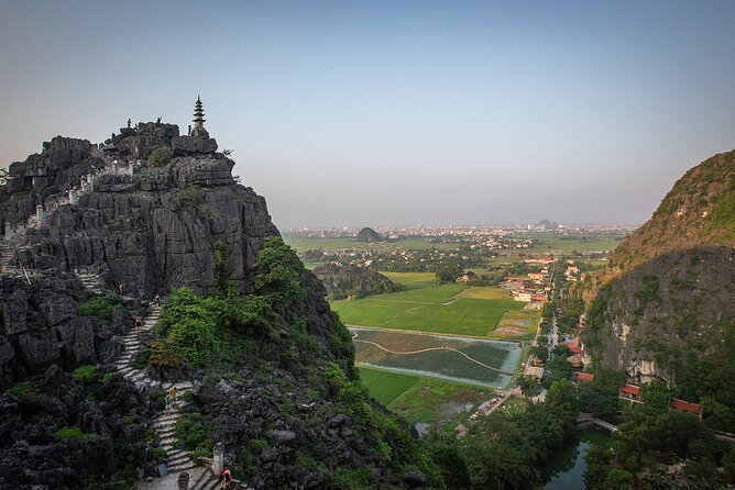Full Day Tam Coc Private Tour: Biking and Trekking in Mua Cave - Mua Cave and the 500-step climb