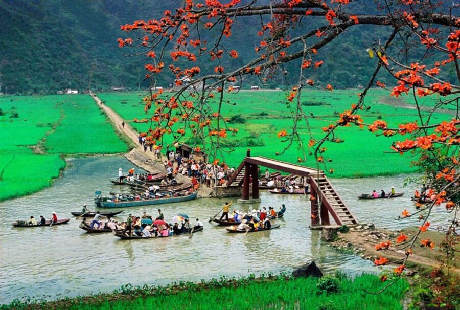 Full Day to Perfume Pagoda - Why Perfume Pagoda makes a worthwhile day trip