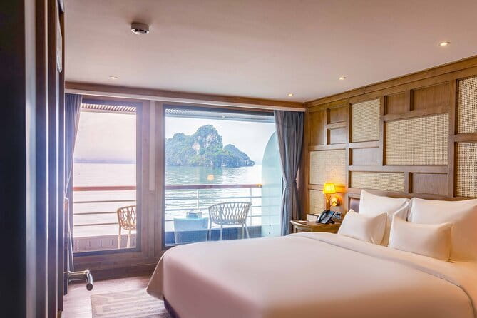 Full day Tour Explore Halong Bay - Sung Sot Cave, Ha Long Bay’s grand indoor stop