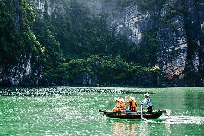 Full Day Tour Halong Bay on Premium Cruise Starting from Hanoi - Luon Cave by kayak or bamboo boat