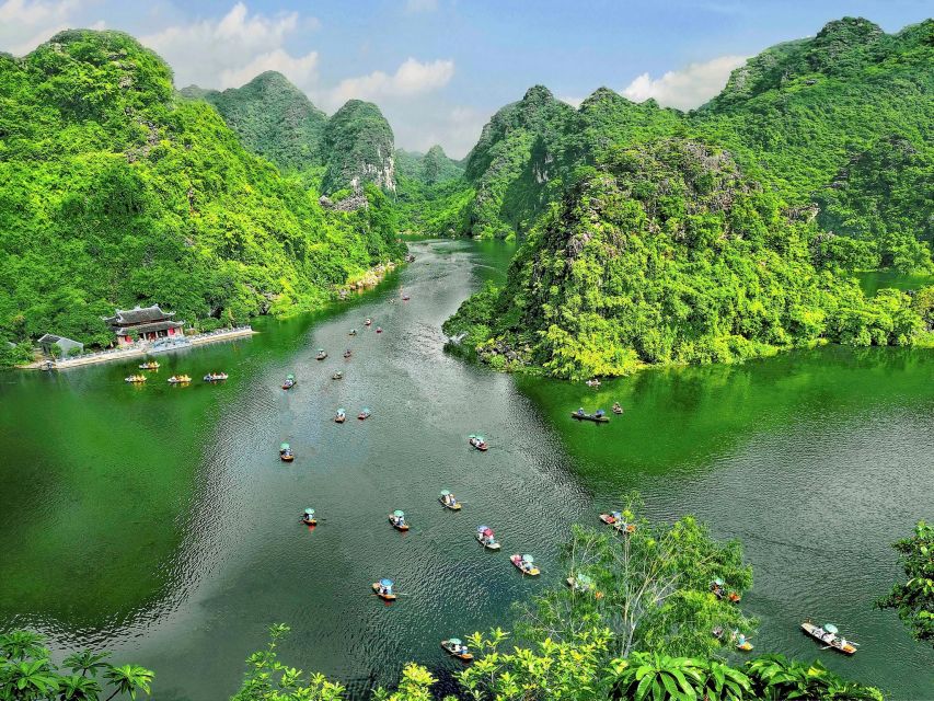 Full Day Trang An, Bich Dong Pagoda, Biking & Family Visit - The guides can shape the whole day