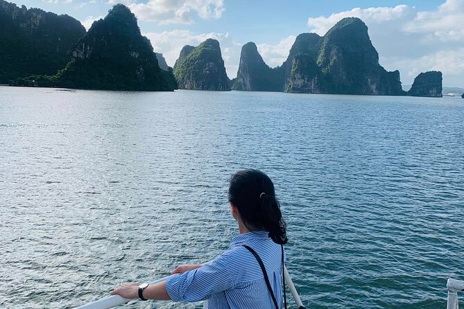 Full Day Trip to Lan Ha Bay with Kayaking in less tourist Areas - Why this Lan Ha Bay day trip works