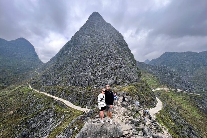 Ha Giang Loop 3 Days from Hanoi by Ha Giang Expeditions - Food, water, rain, and the community focus