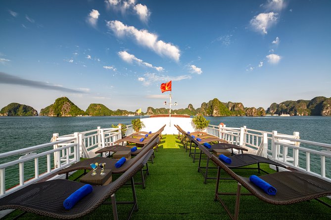 Ha Long Bay 2D1N on 2-star-plus Cruise - Early morning kayaking and the pearl farm