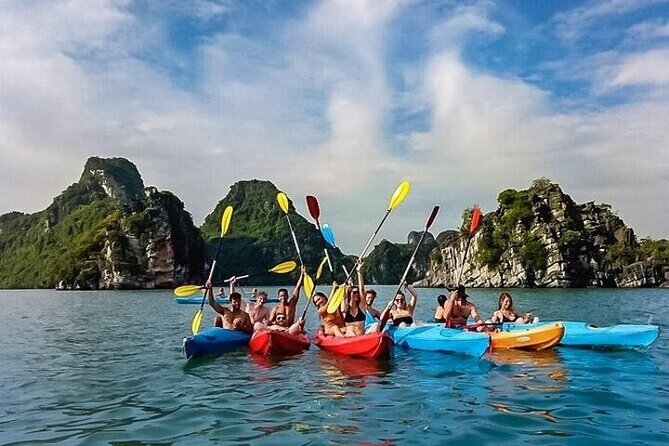 Ha long Bay day trip with Luxury Cruise - The guide and group experience