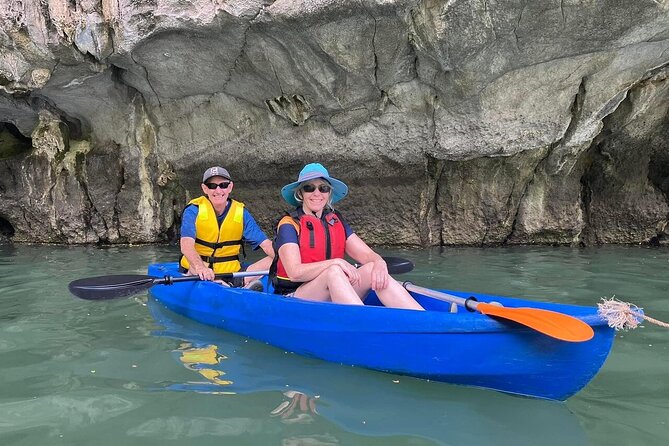 Ha Long Bay Luxury Cruise from Hanoi with Jacuzzi & Local Lunch - Kayaking and speed boat options