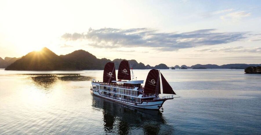 Ha Long & Lan Ha Bays: 2-Day Cruise with Meals & Kayaking - Key points to know before booking