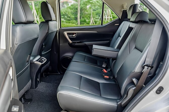 Ha Noi City Private Car with Driver 4 - 8 hours - Bat Trang Ceramic Village and longer routes